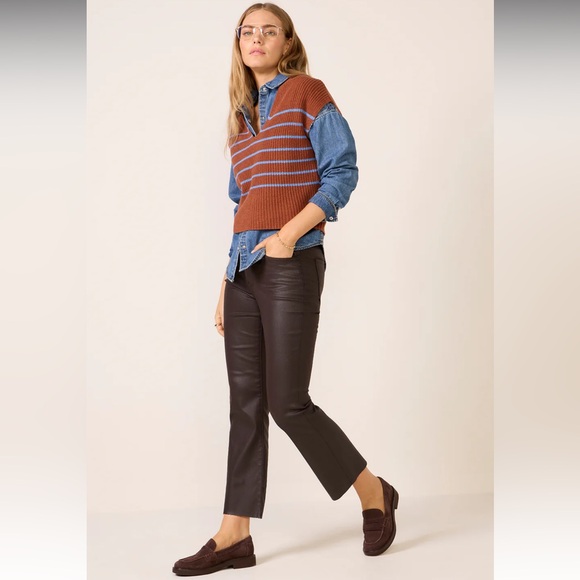 Central Park West Aiden V-Neck Vest - Picture 2 of 10